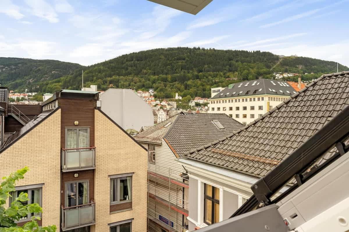Dinbnb Apartments I Mid-City Luxury With Mini Balcony And Smart Tv & Sound System Bergen Kültér fotó