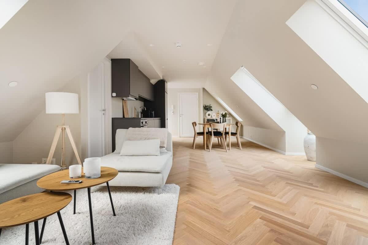 Dinbnb Apartments I Mid-City Luxury With Mini Balcony And Smart Tv & Sound System Bergen Kültér fotó