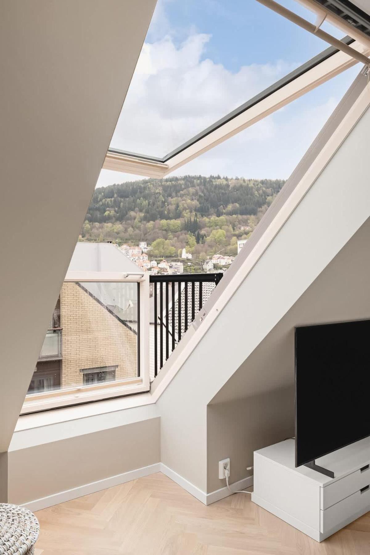 Dinbnb Apartments I Mid-City Luxury With Mini Balcony And Smart Tv & Sound System Bergen Kültér fotó